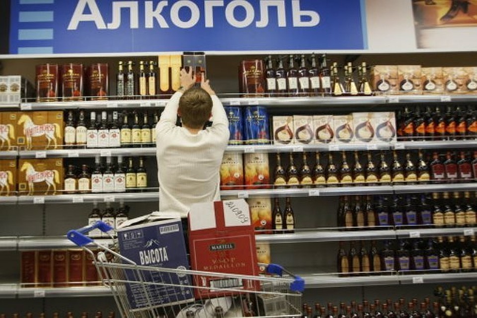 В Мосгордуме поддержали предложение создать специальные магазины, торгующие только алкоголем