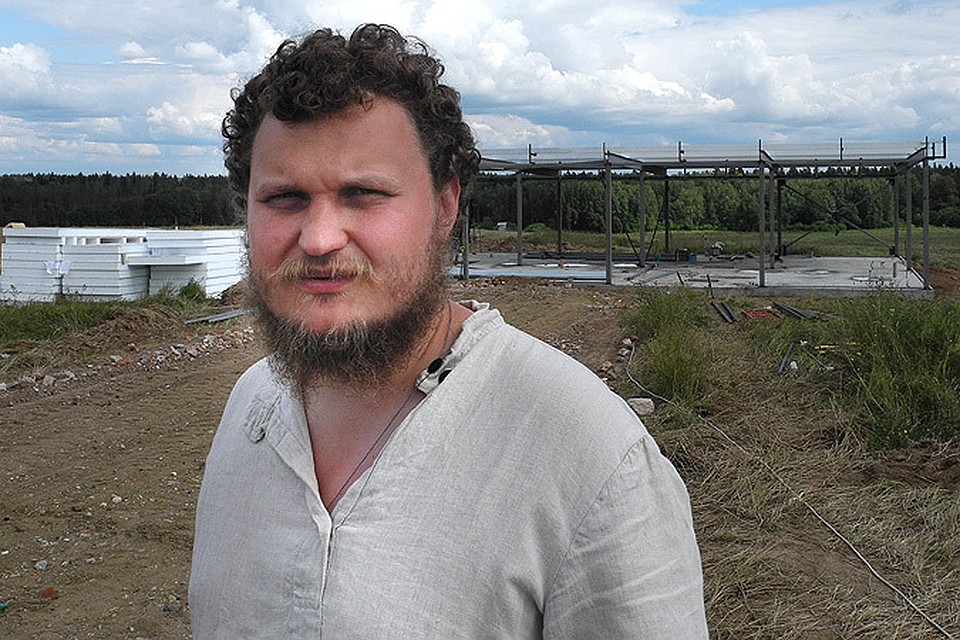 «Комсомолка» продолжает следить за экспериментом московского компьютерщика Олега Сироты, который готовится порадовать россиян отечественным сыром Пармезан.