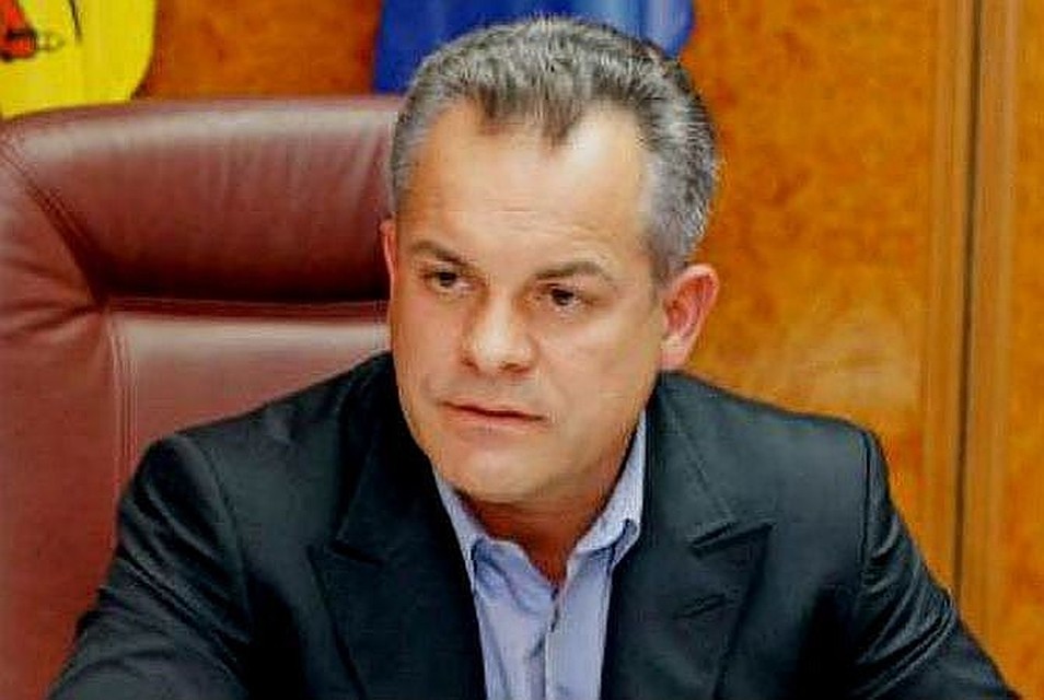 Влада Плахотнюка снова выдвинут на пост премьер-министра.