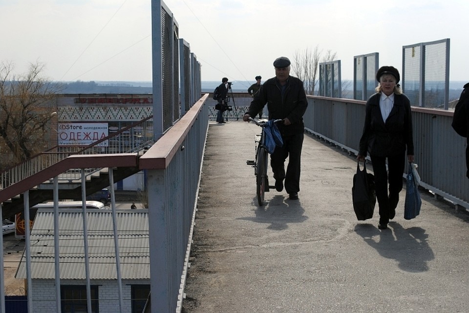 Совсем скоро жители улицы Дружбы народов смогут перебраться подальше от российско-украинской границы.
Фото: ГОПАЛО Ольга