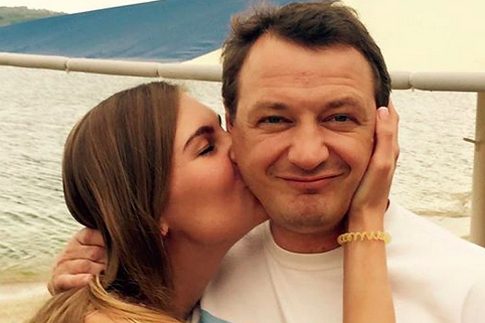 Елизавета сама написала актеру в Интернете, пригласив его на свидание. И это сработало Фото: личная страничка Facebook Елизаветы Шевырковой