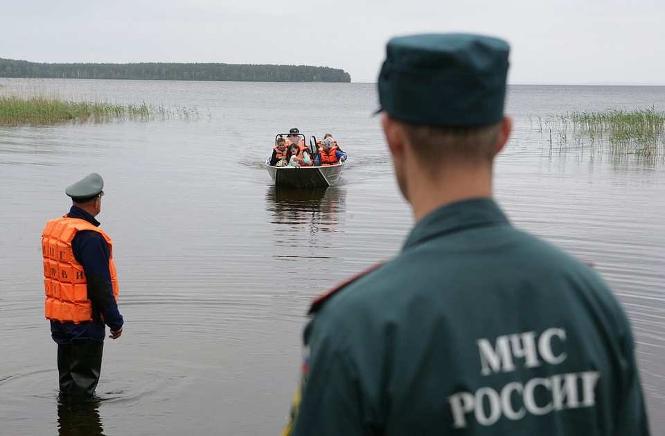 По факту гибели детей возбуждено уголовное дело. Фото: Игорь Подгорный/ТАСС