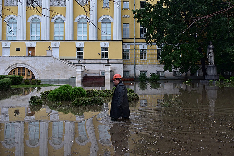 Самая сложная ситуация сложилась в центре Москвы. Фото: Стоян Васев/ТАСС