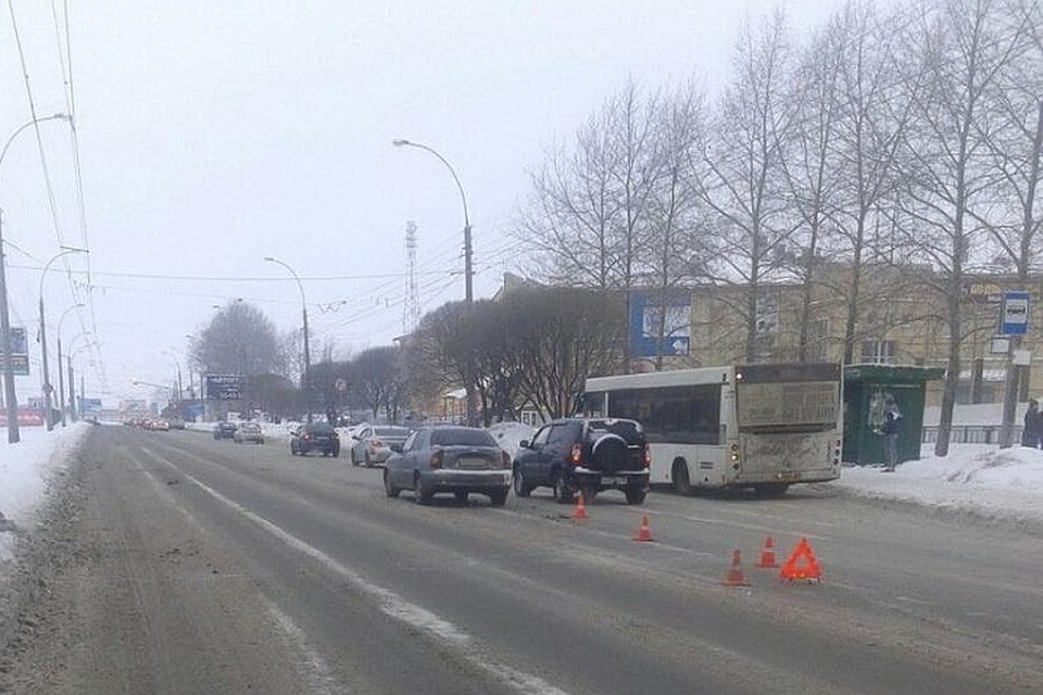 Из-за плохой погоды в выходные вырастет риск аварий.