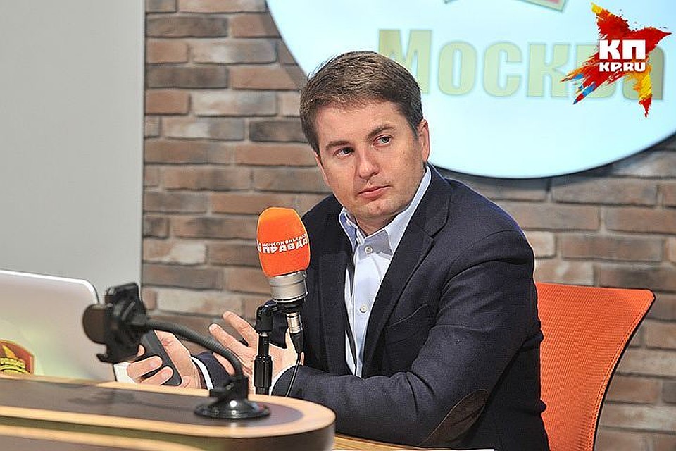 Алексей Немерюк в студии радио "Комсомольская правда" Фото: Михаил ФРОЛОВ