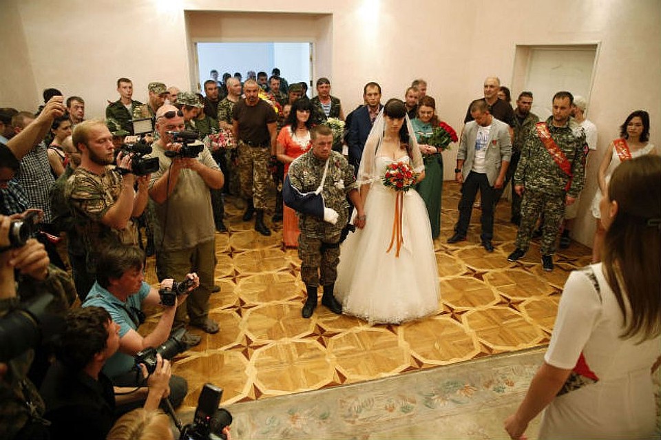 Свадьба Моторолы с Еленой. Фото: REUTERS