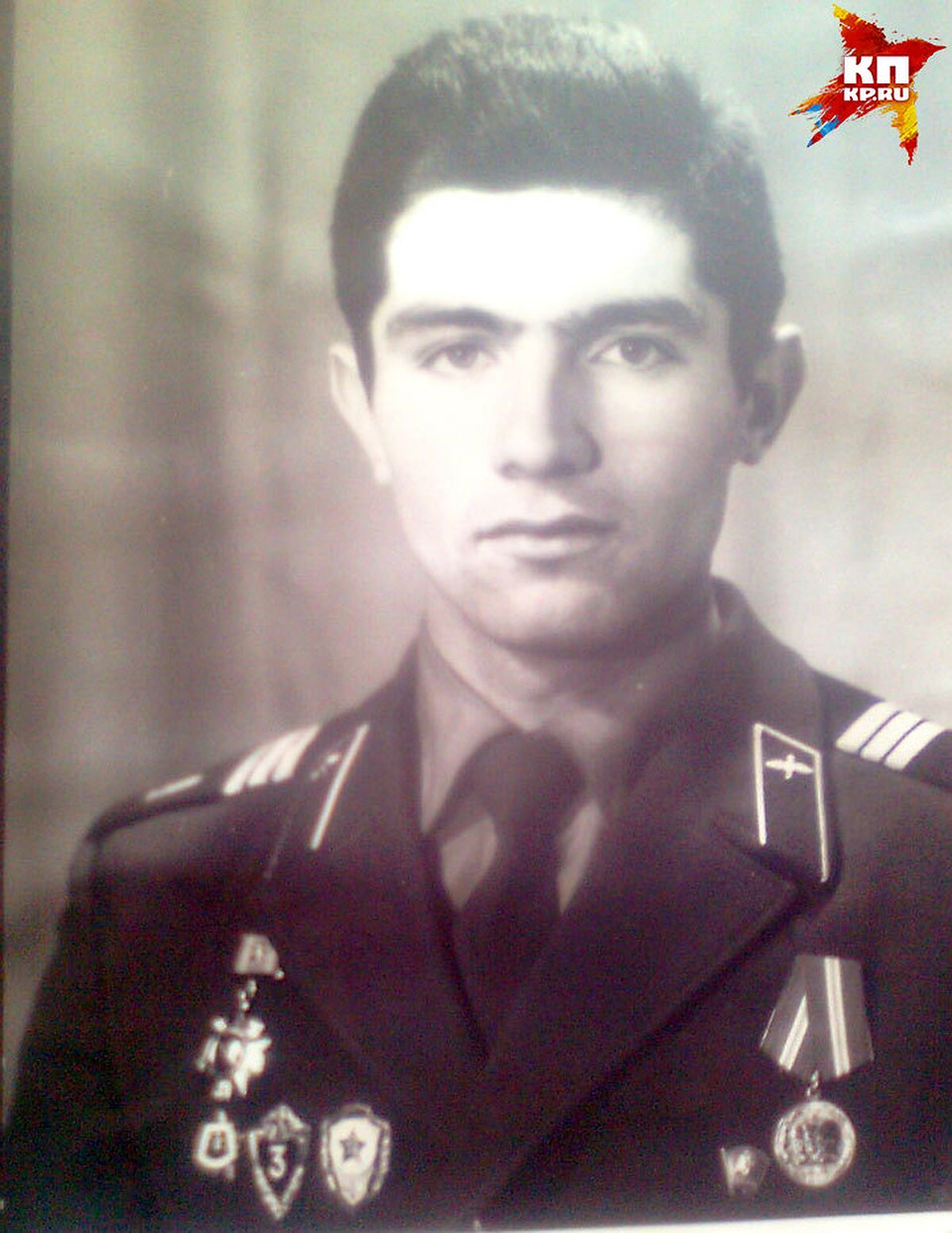 Зейнудин Батманов не понаслышке знал, что такое честь мундира. Фото: из архива семьи героя
