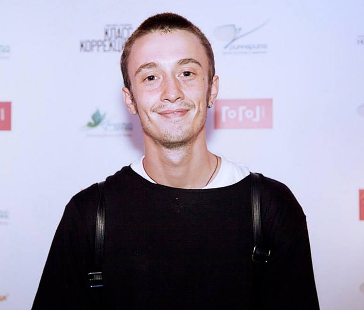 А создатель «патриотической коллекции» дизайнер Кирилл Минцев Фото: Личная страничка героя публикации в соцсети
