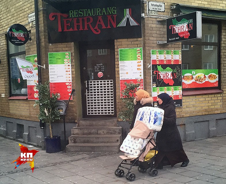Ресторан Тегеран в мусульманском гетто города Мальмо. Фото: Дарья АСЛАМОВА