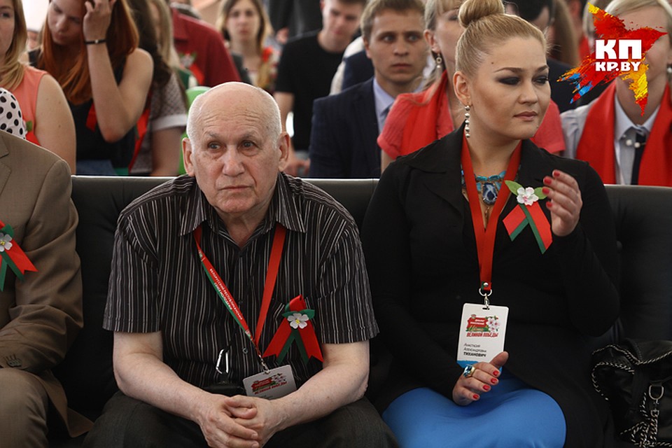 Анастасия Тиханович не может понять, что случилось с давним другом их семьи Эдуардом Ханком Фото: Виктор ГИЛИЦКИЙ