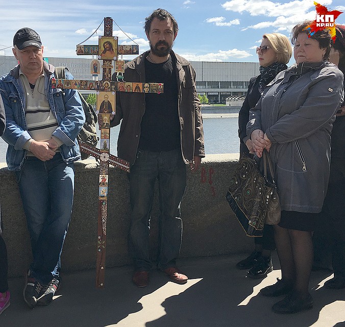 Некоторые паломники подготовились основательно. Фото: Наталья ВАРСЕГОВА