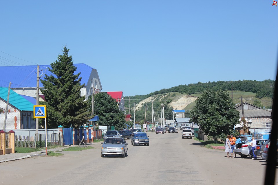 Лысая гора видна издалека. Фото: Инна УЛЬРИХ