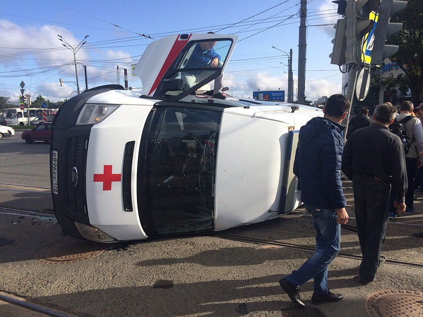 Фото: "ДТП и ЧП | Санкт-Петербург" ВКонтакте