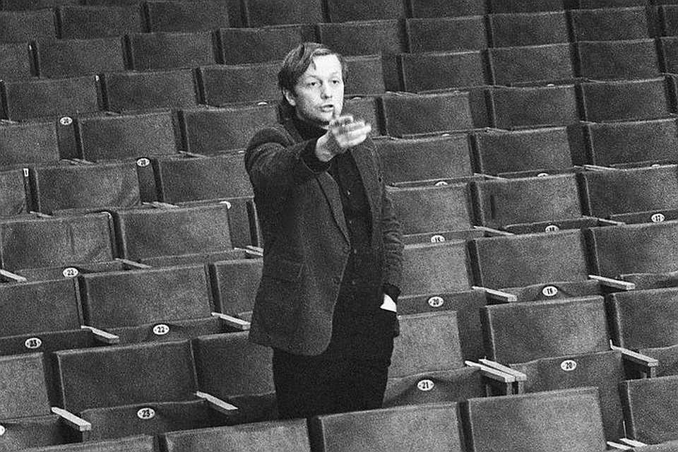 1980 год, главный режиссер агиттеатра МАИ Михаил Задорнов на репетиции. Сенцов Александр/Фотохроника ТАСС