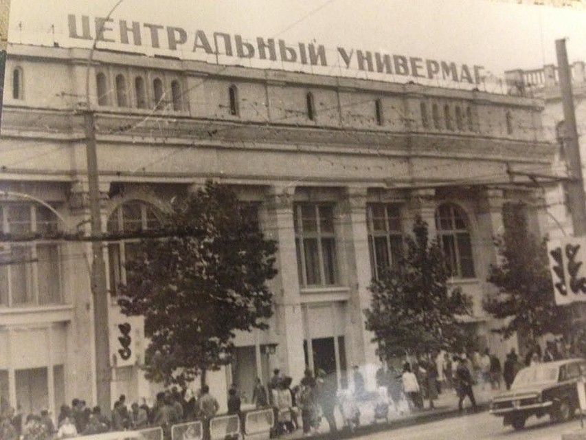 Фото из архива Олега Горшкова и Галины Бутучел-Килару.