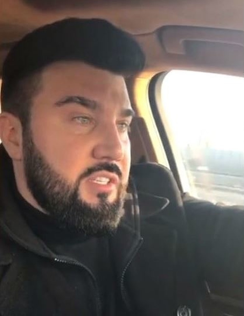 Так выглядит Александр, записавший видео. Фото: скриншот видео.