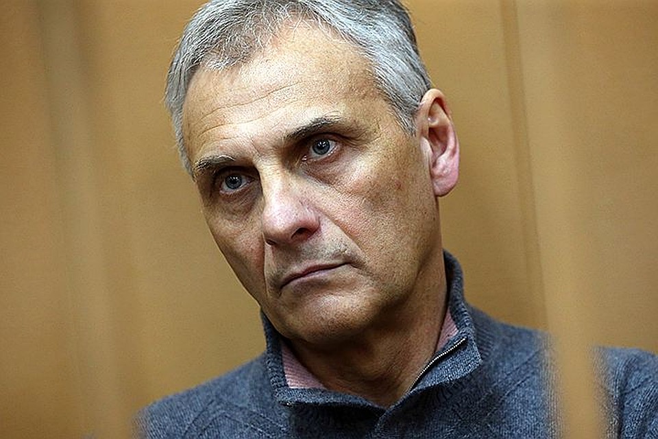 Экс-губернатора Сахалина Хорошавина за взятки отправили в колонию на 13 лет. Фото: Антон Новодережкин/ТАСС