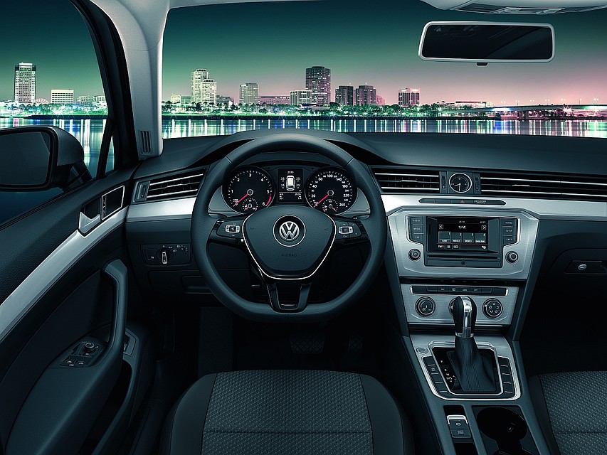 Отличная эргономика доступна владельцам Volkswagen Passat Life Plus. Фото компании «Волга-Раст».