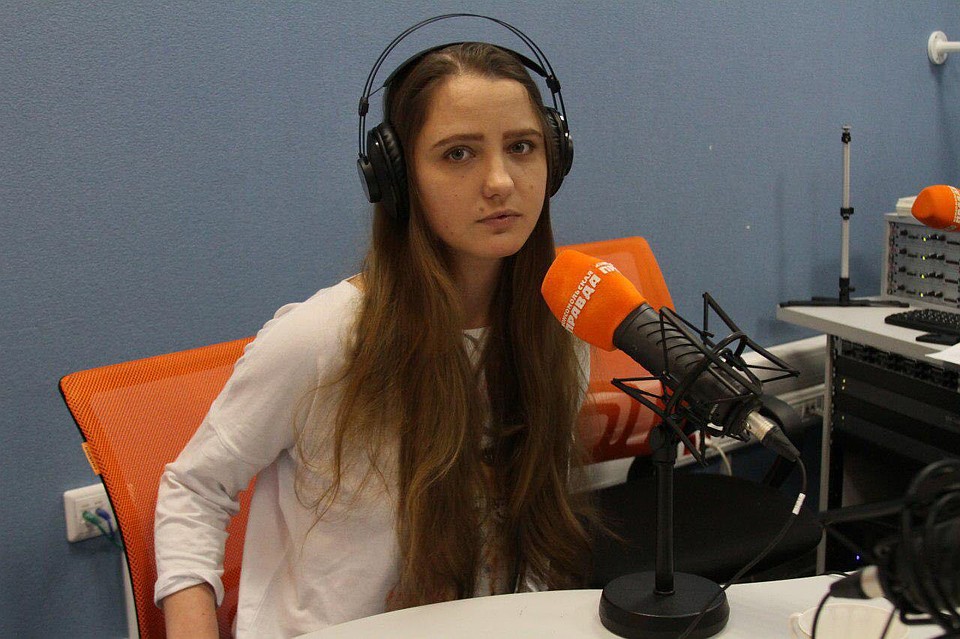 Наташа уверяет, что просто ревнует - безосновательно. Фото: Иван ЛЕВИ