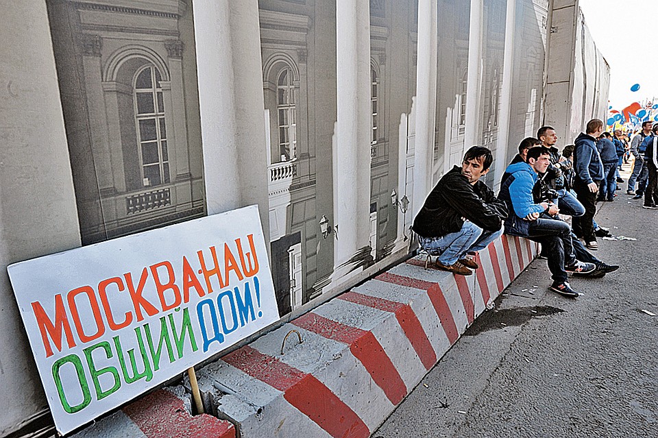 Нынешняя система миграционного учета требует модернизации. Фото: Владимир ВЕЛЕНГУРИН