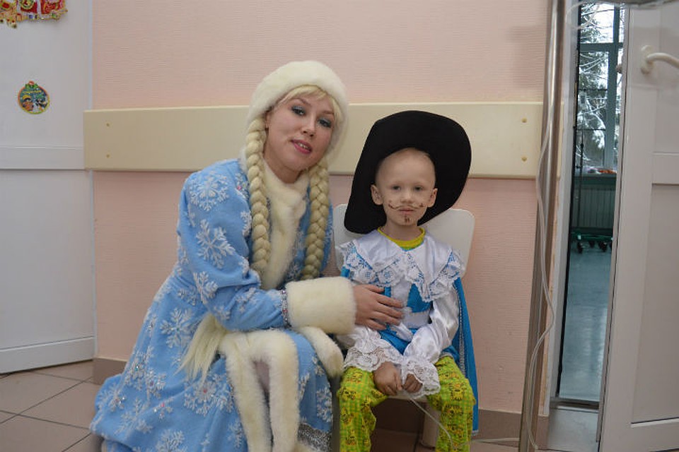Маленьким пациентам очень нравятся такие праздники! ФОТО: предоставлено РБОД «Золотой Пеликан»