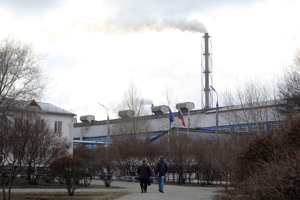 На заводе работает всего 15% населения, но он считается градообразующим предприятием. Фото: Юлия ПЫХАЛОВА