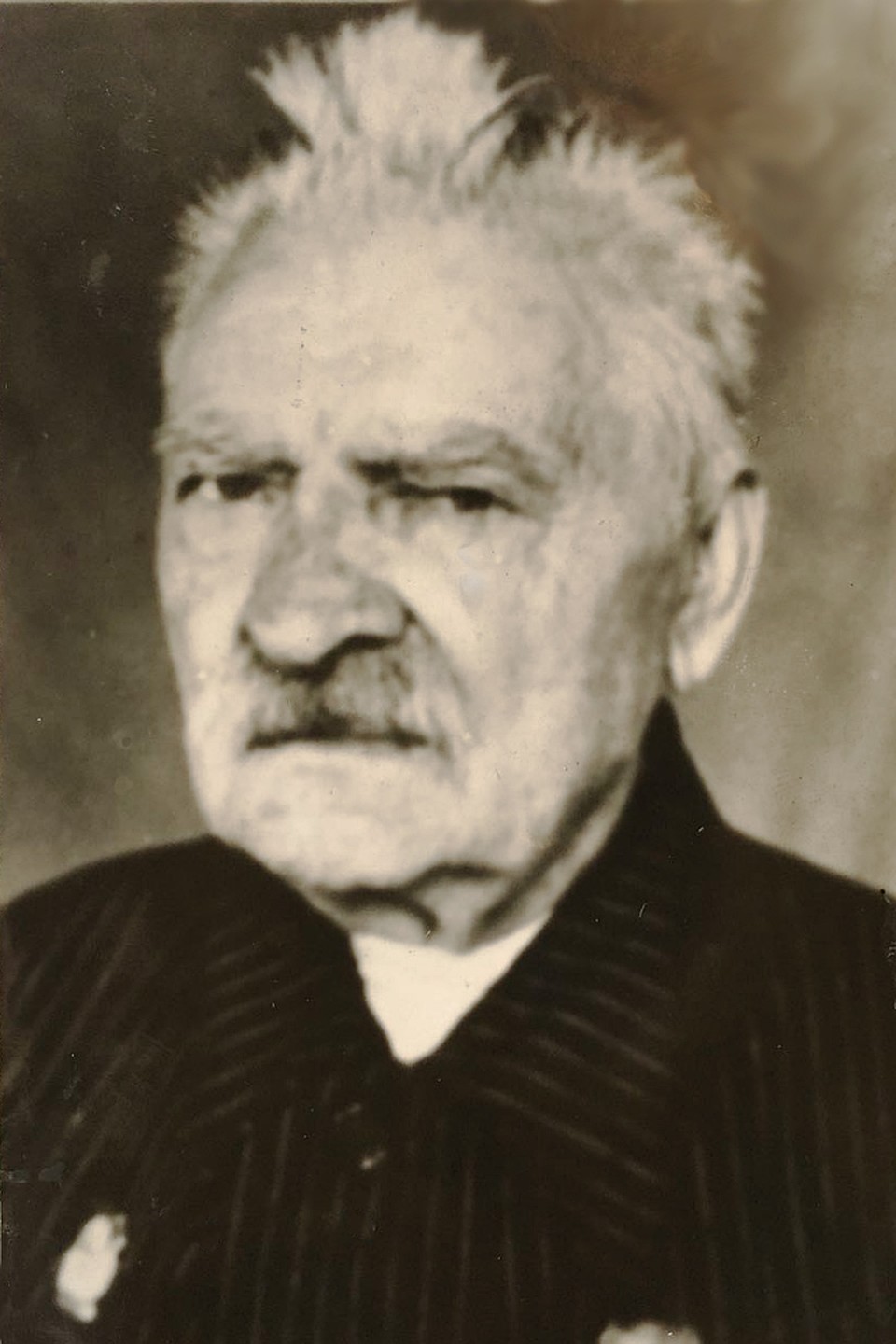 Филипп Петрович Черепнев, прадед нашего героя, работал машинистом паровоза.