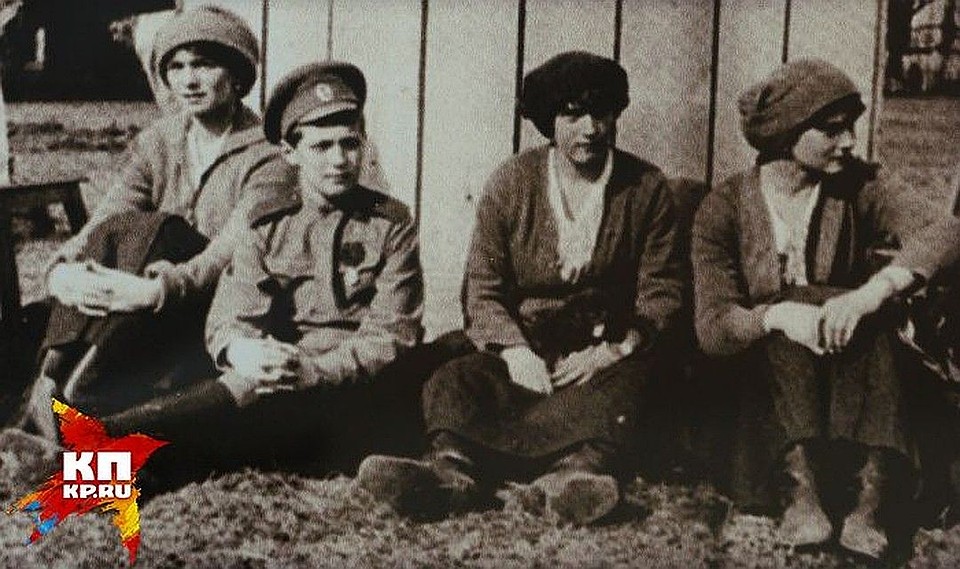 Дети Николая II во время своего заключения в 1917-м году. Фото: Музей Монастыря в честь Святых Царственных Страстотерпцев