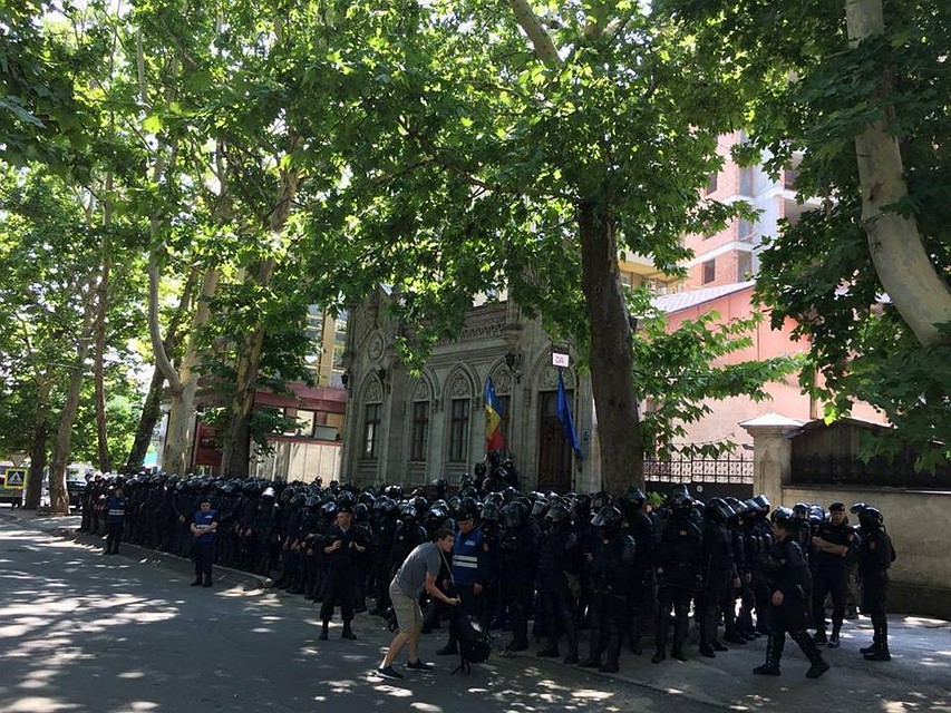 Протест организовала Партия ШОР.