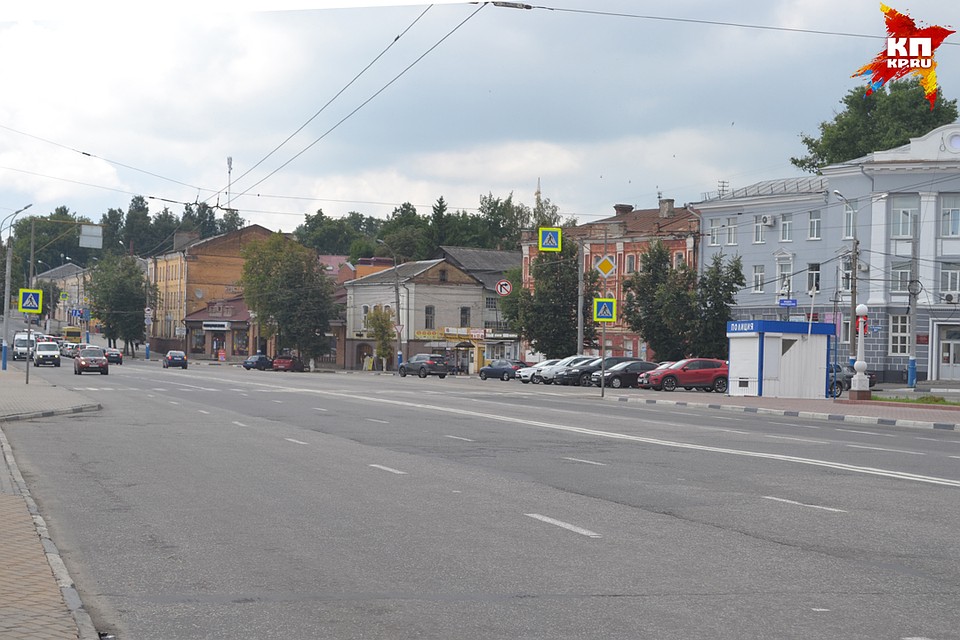 Большинство старинных особняков в Брянске находятся на улице Калинина.