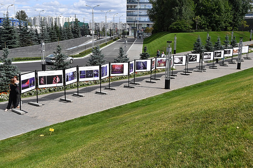 Выставка пройдет в девяти городах Подмосковья. Первым стал Красногорск Фото: Владимир ВЕЛЕНГУРИН