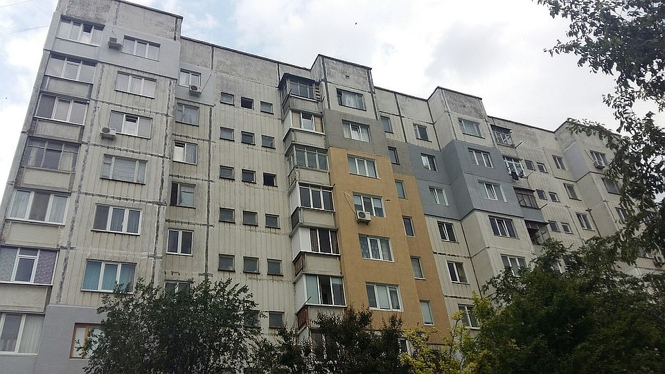 За капремонт жители полуострова платят по тарифу 6,16 рубля за квадратный метр. Фото: Анастасия КУРДЮКОВА