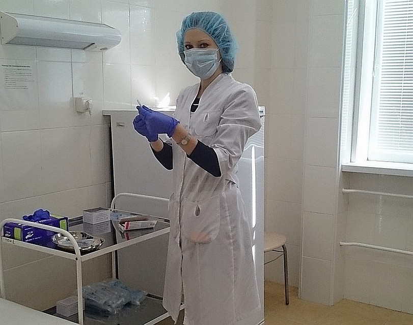 В прививочный кабинет возьмите паспорт и медицинский полис Фото: Елена КРАЙНЕВА