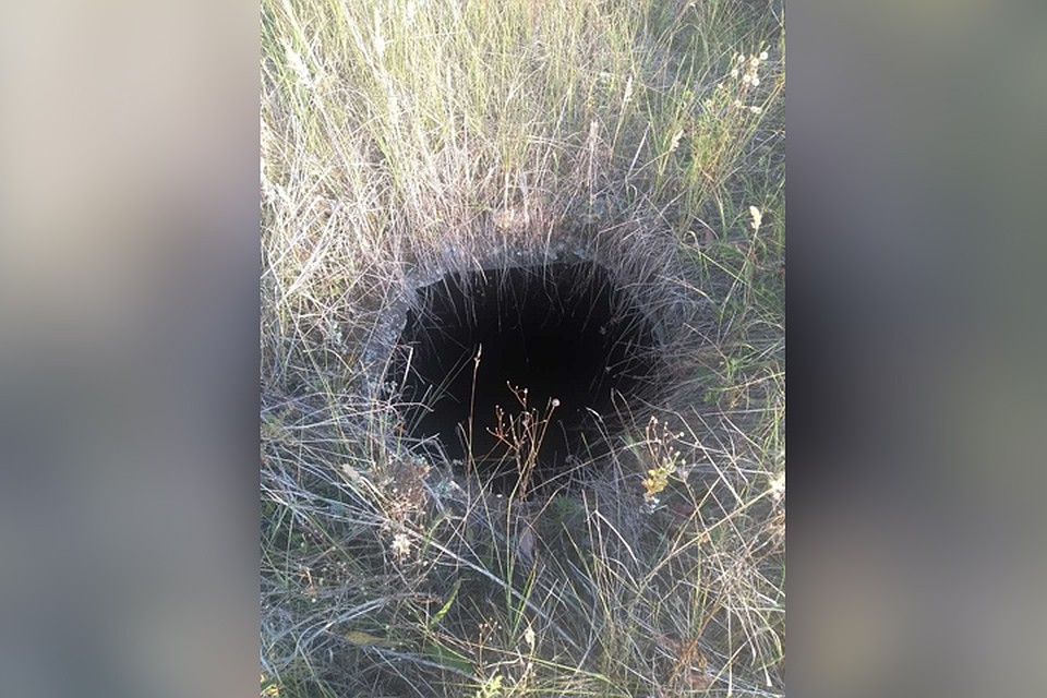 Волонтеры с помощью вакуумного экскаватора откачали все содержимое резервуаров Фото: СОЦСЕТИ