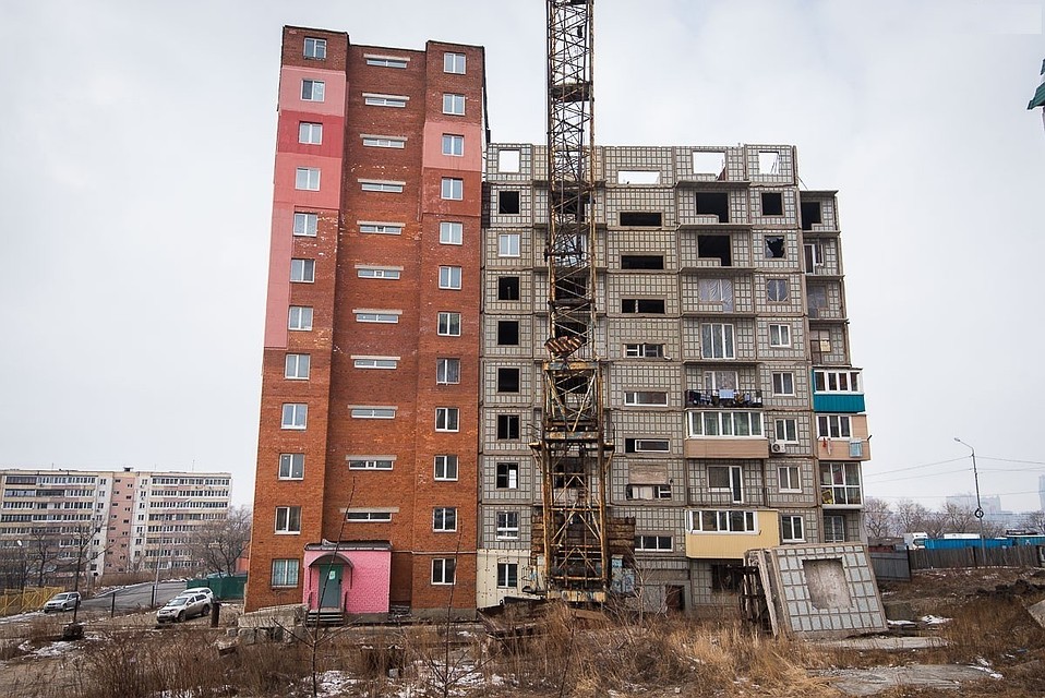 Жильцы сетуют: когда появился Ищенко, все работы прекратились. Фото: newsvl.ru