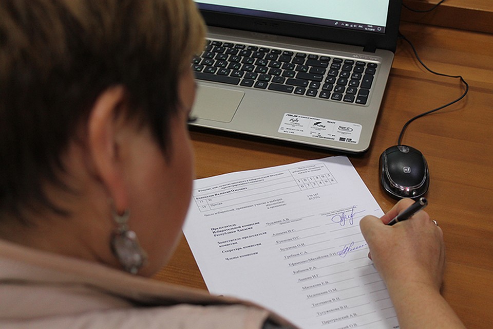 За повестку дня проголосовали единогласно, по вопросам также не было ни замечаний, ни особых мнений.