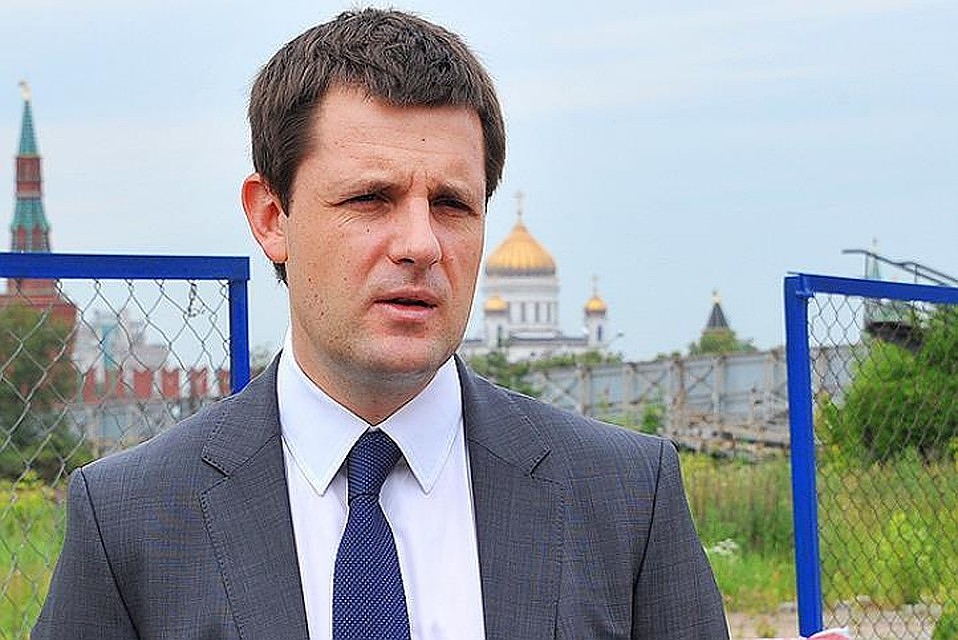 По словам главного архитектора Москвы Сергея Кузнецова, закон о реновации, который был принят в прошлом году, ограничений в этажности домов не предусматривает. Фото: Иван ВИСЛОВ