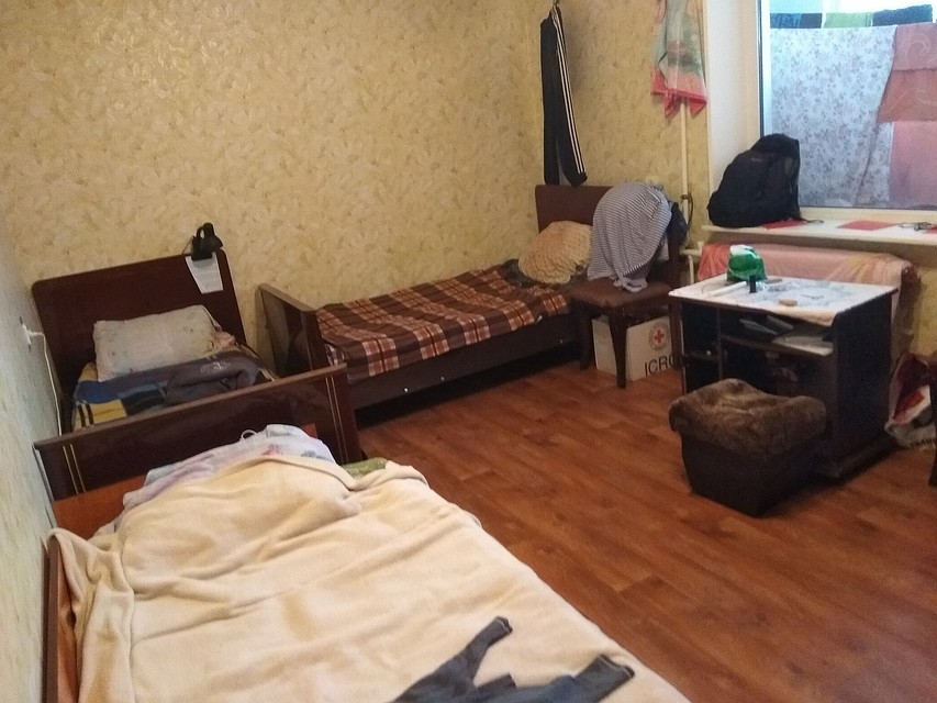 Ода из жилых комнат "реабилитационного центра" Фото: Анастасия ЖУКОВА