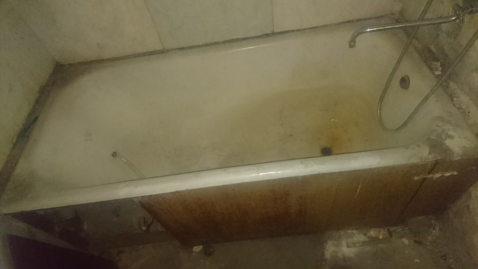 Интересно, а сами бы чиновники приняли бы ванну в таких условиях?