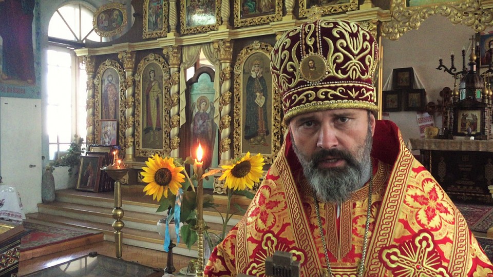 Архиепископ Климент судится за храмы УПЦ КП в Крыму. Фото: скриншот из видео YouTube