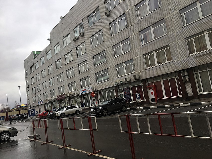 Это общежитие на рынке «Москва», где прошла основная облава Фото: Александр РОГОЗА