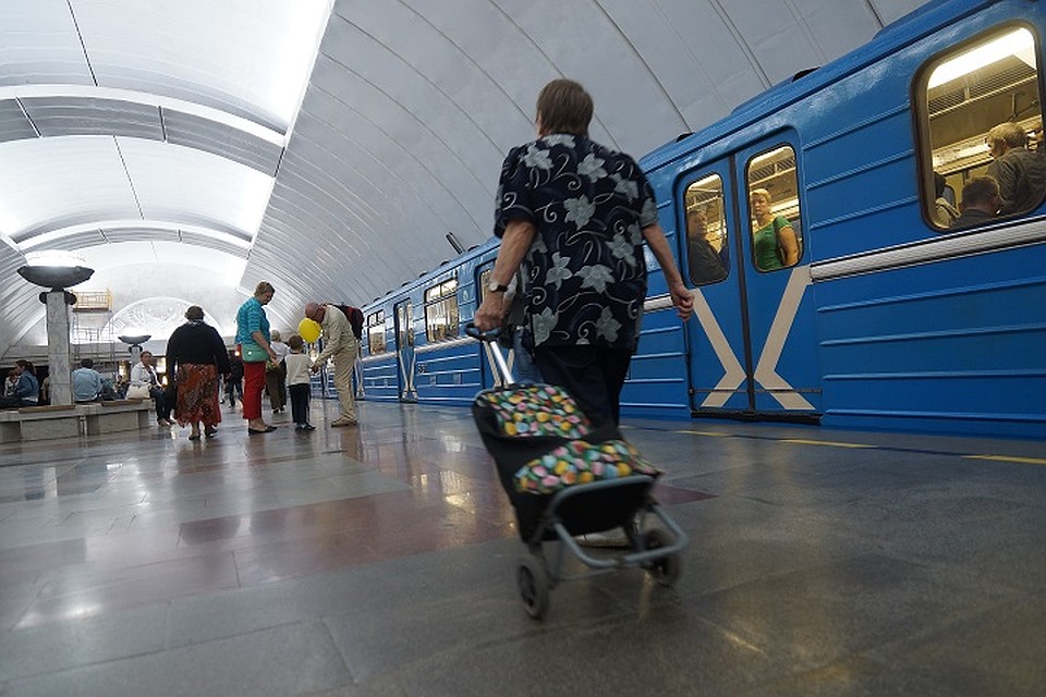 Кроме второй ветки метро, власти намерены удлинить уже действующий участок Фото: Алексей БУЛАТОВ