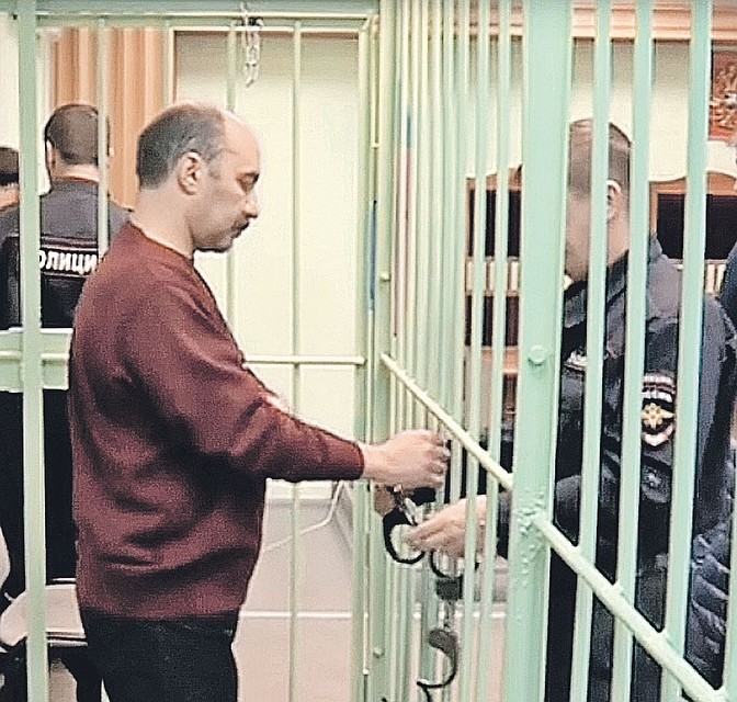 Мурманский вице-губернатор Игорь Бабенко оказался за решеткой фактически за то, что выполнял указания начальницы и обеспечивал приемы гостей. Фото: Канал «Россия 24»