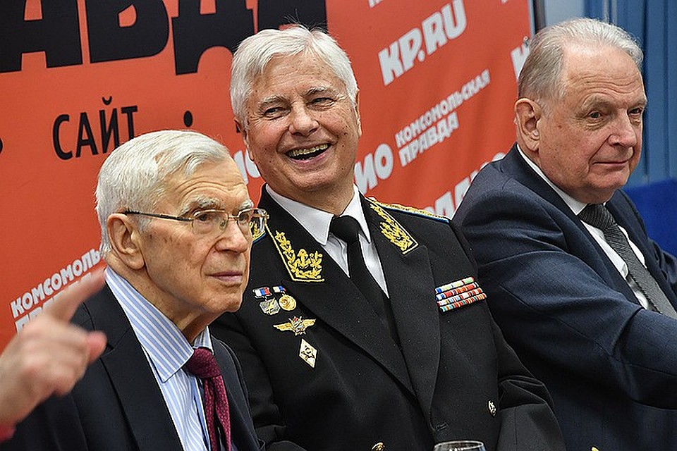 Борис Пастухов, Владимир Дейнека и Константин Косачев. Фото: Владимир ВЕЛЕНГУРИН