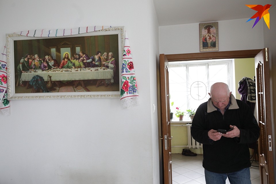63-летний мастер говорит, что дойлидство - вымирающая профессия: передавать опыт и знания некому. Фото: Святослав ЗОРКИЙ