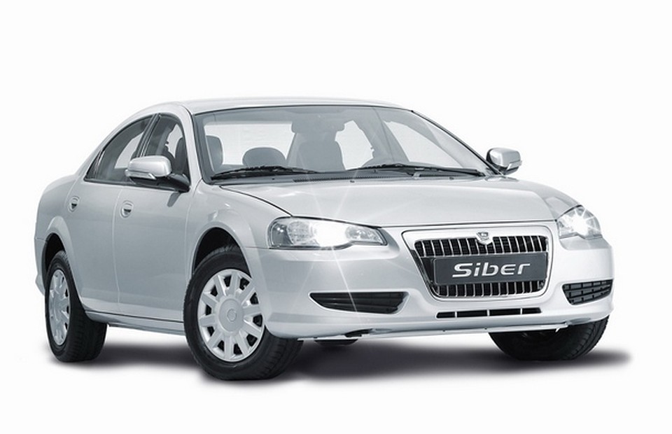 Американец Chrysler со значком "Волги" в России не прижился.