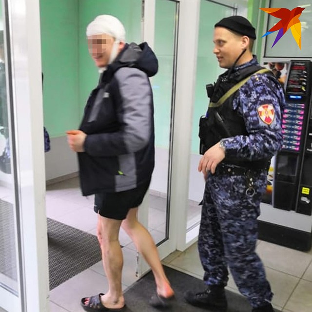 В полиции он заявил: он – телохранитель пациентки, а сотрудники краевой сами, якобы, на него напали
