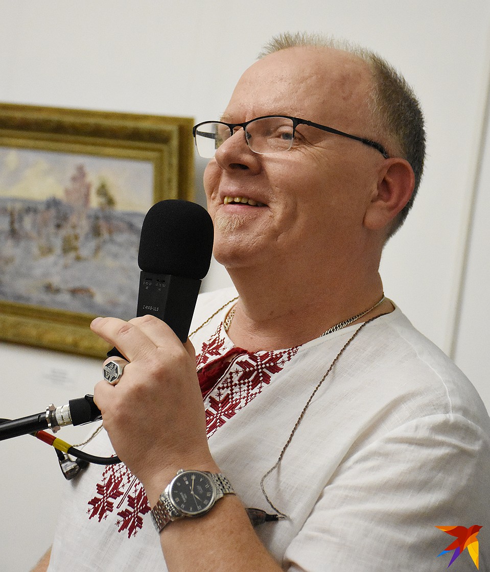 Александр Виславский смог "упаковать" в песенный формат сложные стихи Купалы. Фото: Татьяна МАТУСЕВИЧ