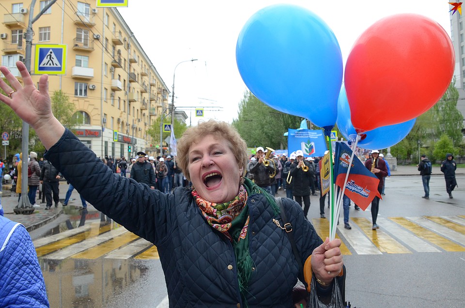 МИР! ТРУД! МАЙ! Фото: Геннадий БИСЕНОВ