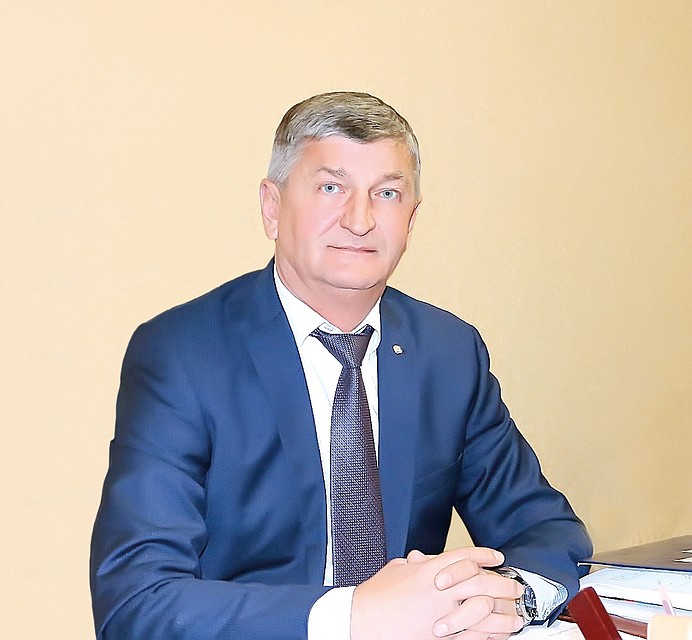 Глава администрации города Саки Андрей Ивкин